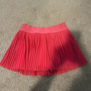 Pleated lululemon skirt